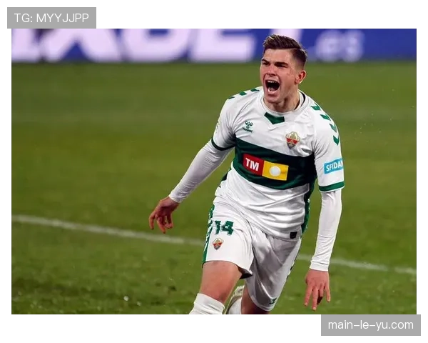 西甲联盟与科技公司签署协议，将在下赛季全面启用AI实时战术分析系统