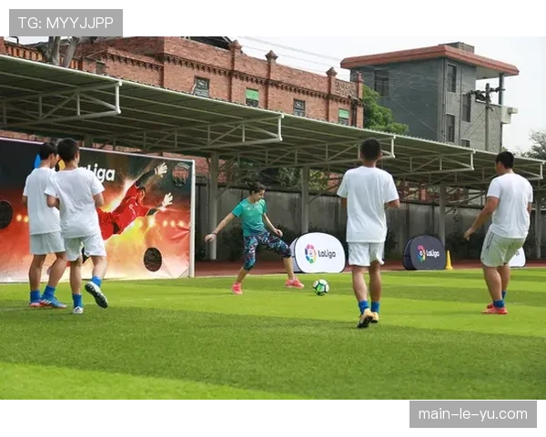 国际足联与联合国教科文组织启动全球“足球助力教育”新合作项目